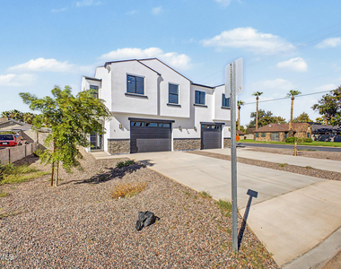 920 E Pasadena Avenue - Photo Thumbnail 1