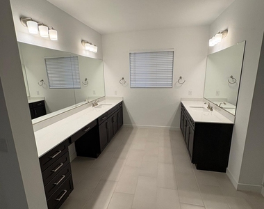 7710 W Crabapple Drive - Photo Thumbnail 24