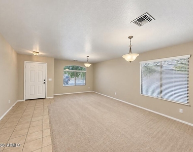 10520 W Magnolia Street - Photo Thumbnail 3