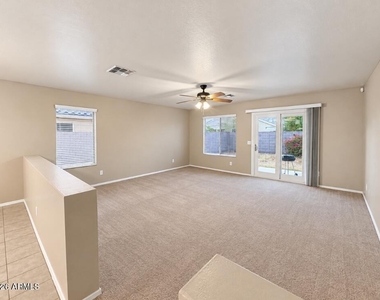 10520 W Magnolia Street - Photo Thumbnail 9