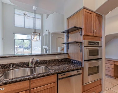 14450 N Thompson Peak Parkway - Photo Thumbnail 8