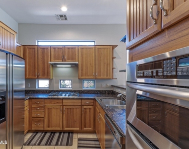 14450 N Thompson Peak Parkway - Photo Thumbnail 6