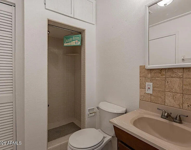 17410 N 16th Avenue - Photo Thumbnail 13