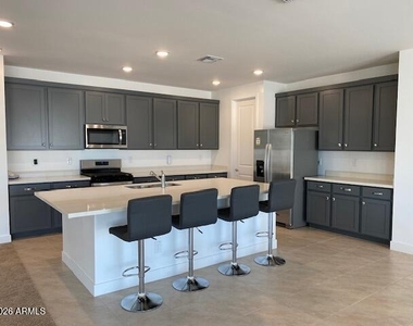 17356 W Sutherland Way - Photo Thumbnail 1