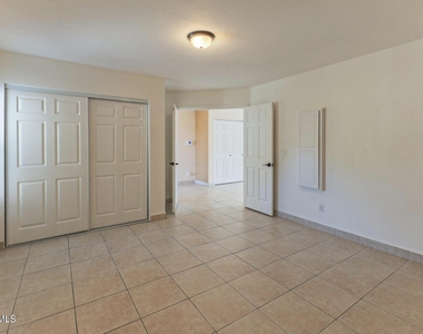 6123 E Harvard Street - Photo Thumbnail 18