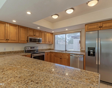 6123 E Harvard Street - Photo Thumbnail 15
