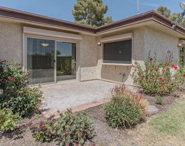 6123 E Harvard Street - Photo Thumbnail 4