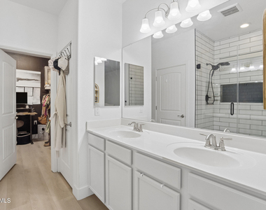 4949 E Velasco Street - Photo Thumbnail 17