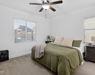 4949 E Velasco Street - Photo Thumbnail 12