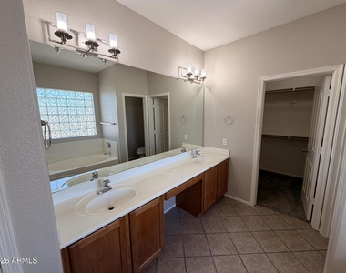 9108 W Hubbell Street - Photo Thumbnail 21