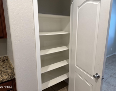 41443 W Lucera Lane - Photo Thumbnail 3