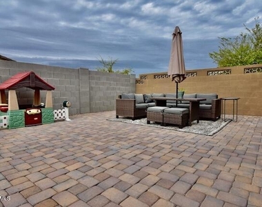 17161 W Sherman Street - Photo Thumbnail 24