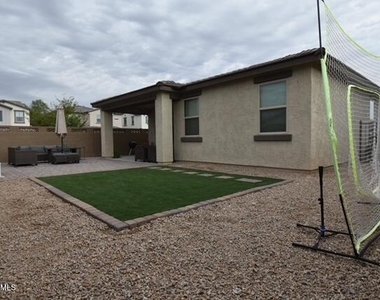 17161 W Sherman Street - Photo Thumbnail 31
