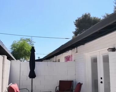 3445 N 36 Street - Photo Thumbnail 8