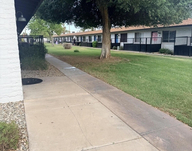 3445 N 36 Street - Photo Thumbnail 1