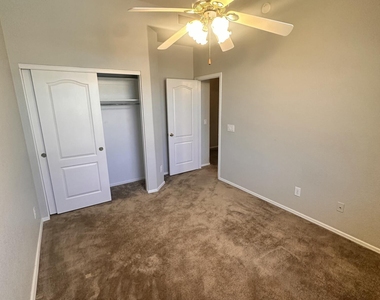 3951 E San Pedro Avenue - Photo Thumbnail 8