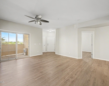 10136 E Southern Avenue - Photo Thumbnail 4