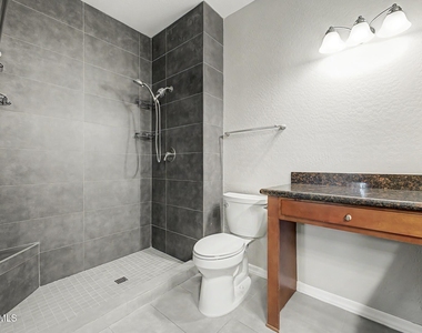 10136 E Southern Avenue - Photo Thumbnail 14