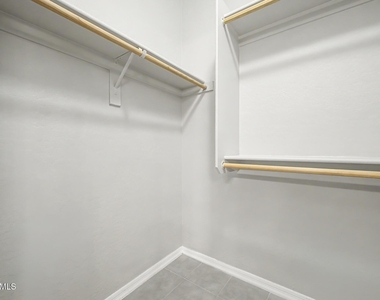 10136 E Southern Avenue - Photo Thumbnail 15
