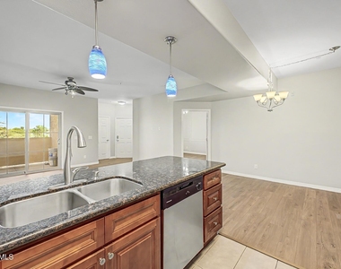 10136 E Southern Avenue - Photo Thumbnail 9