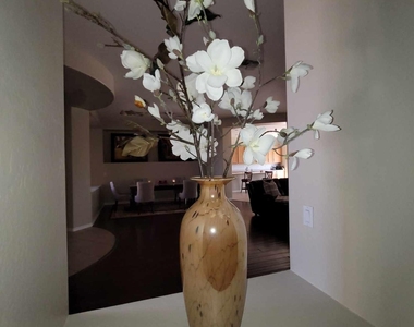 2461 W Marlin Drive - Photo Thumbnail 12