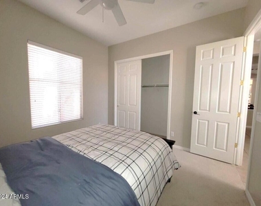 2461 W Marlin Drive - Photo Thumbnail 20