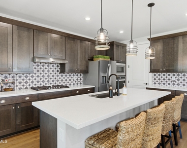 17184 W Rocklin Street - Photo Thumbnail 15