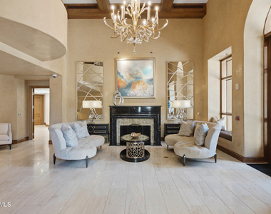 7175 E Camelback Road - Photo Thumbnail 43