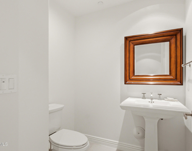 7175 E Camelback Road - Photo Thumbnail 25