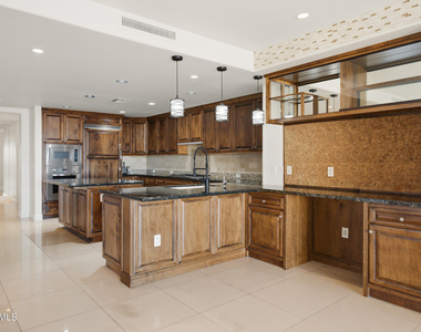 7175 E Camelback Road - Photo Thumbnail 1