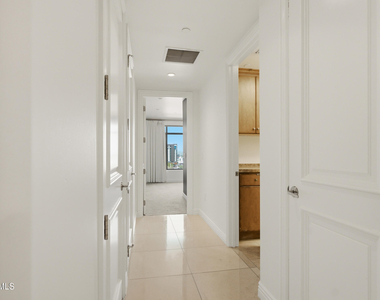 7175 E Camelback Road - Photo Thumbnail 26