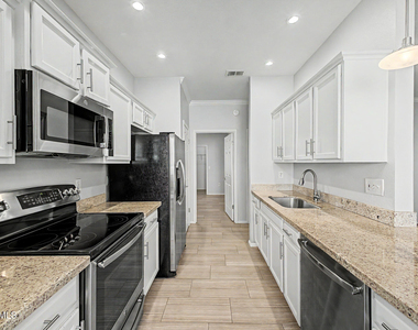 7009 E Acoma Drive - Photo Thumbnail 3