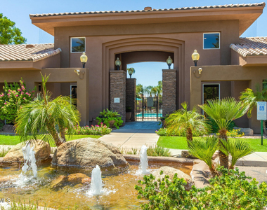 7009 E Acoma Drive - Photo Thumbnail 25