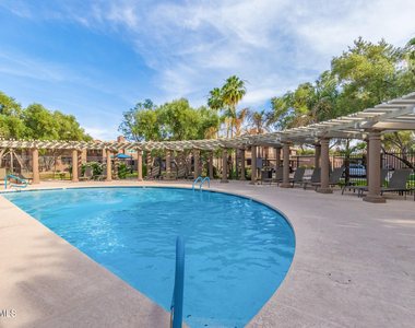 7009 E Acoma Drive - Photo Thumbnail 33