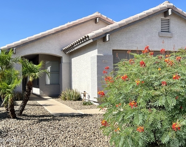 4050 E Coolbrook Avenue - Photo Thumbnail 18