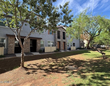 2354 E Huntington Drive - Photo Thumbnail 32