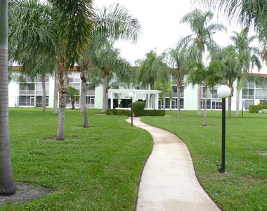 3300 Springdale Boulevard - Photo Thumbnail 8