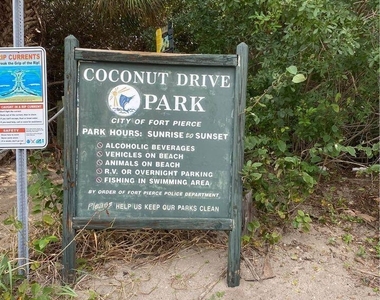 1916 Coconut Drive - Photo Thumbnail 28