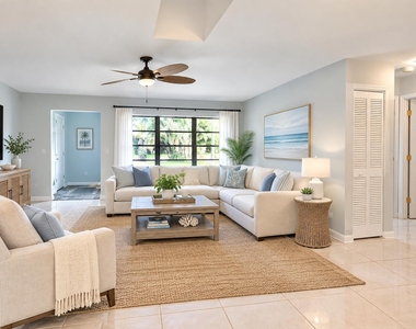 1916 Coconut Drive - Photo Thumbnail 4
