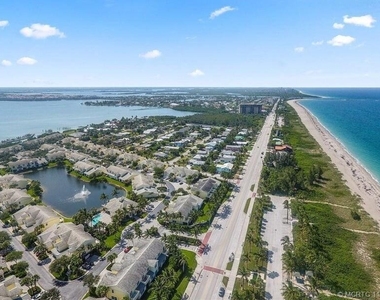 1916 Coconut Drive - Photo Thumbnail 32
