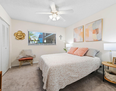 15144 Ashland Street - Photo Thumbnail 7