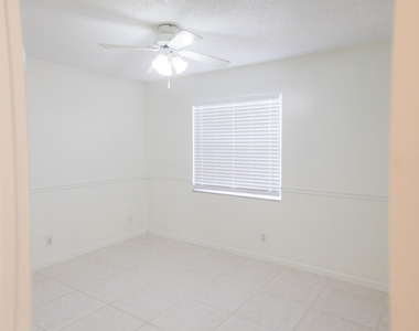6788 Las Colinas Street - Photo Thumbnail 9