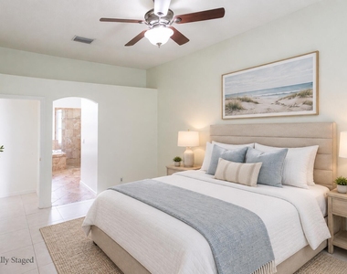 6788 Las Colinas Street - Photo Thumbnail 16