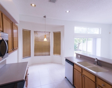 6788 Las Colinas Street - Photo Thumbnail 19