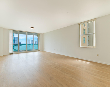 3340 Ne 190th Street - Photo Thumbnail 20