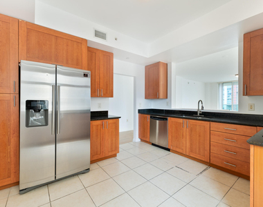 3340 Ne 190th Street - Photo Thumbnail 8