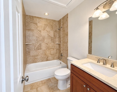 3438 Se Iris Street - Photo Thumbnail 10