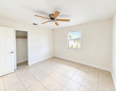 3438 Se Iris Street - Photo Thumbnail 8