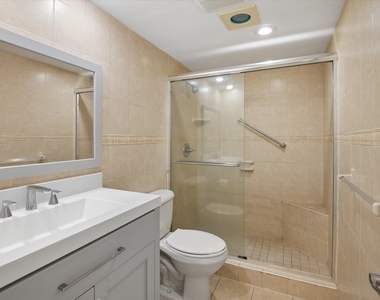 101 N Birch Road - Photo Thumbnail 9