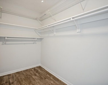 101 N Birch Road - Photo Thumbnail 10
